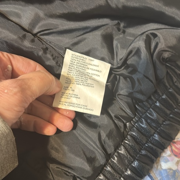 St. Louis Rams jacket - Picture 6 of 6